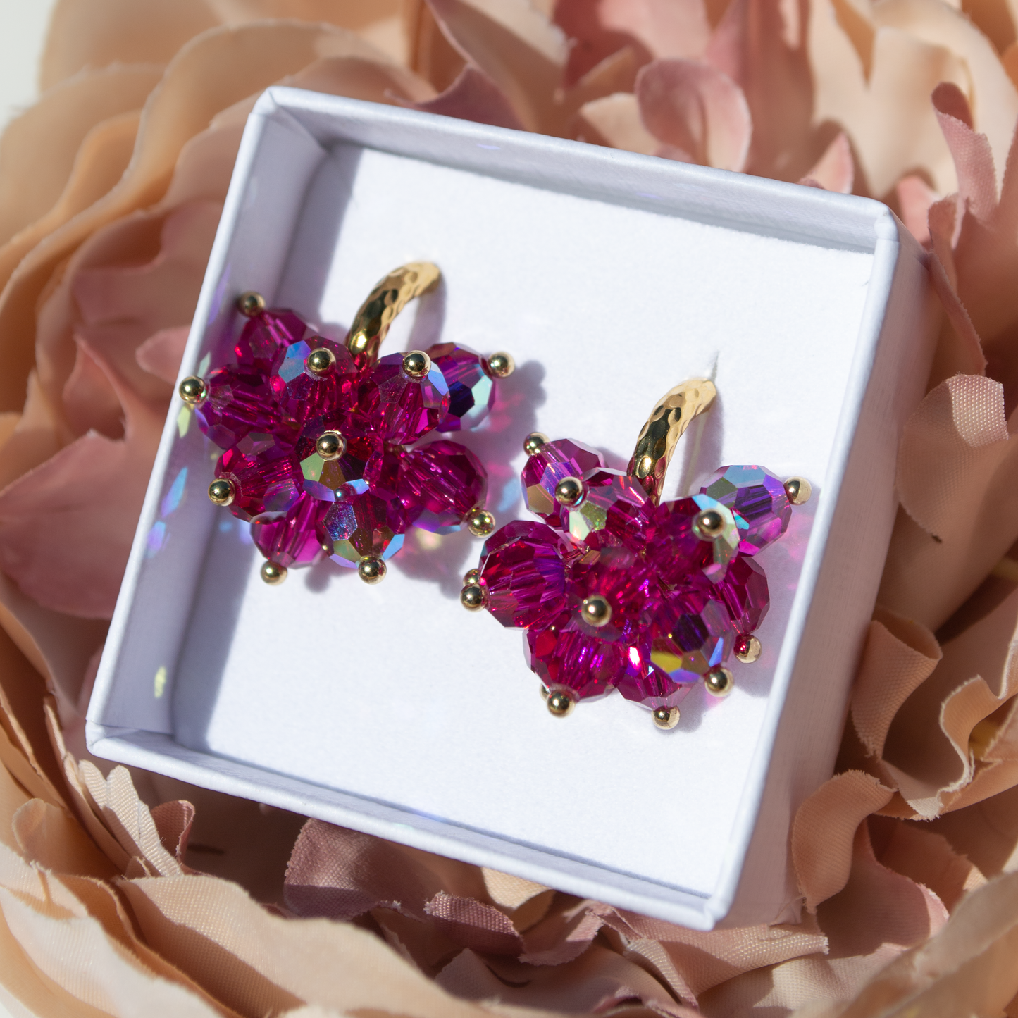 Crystal Pom Pom- fuchsia